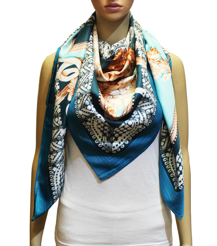 Elegant Baroque Square Scarf-S2318